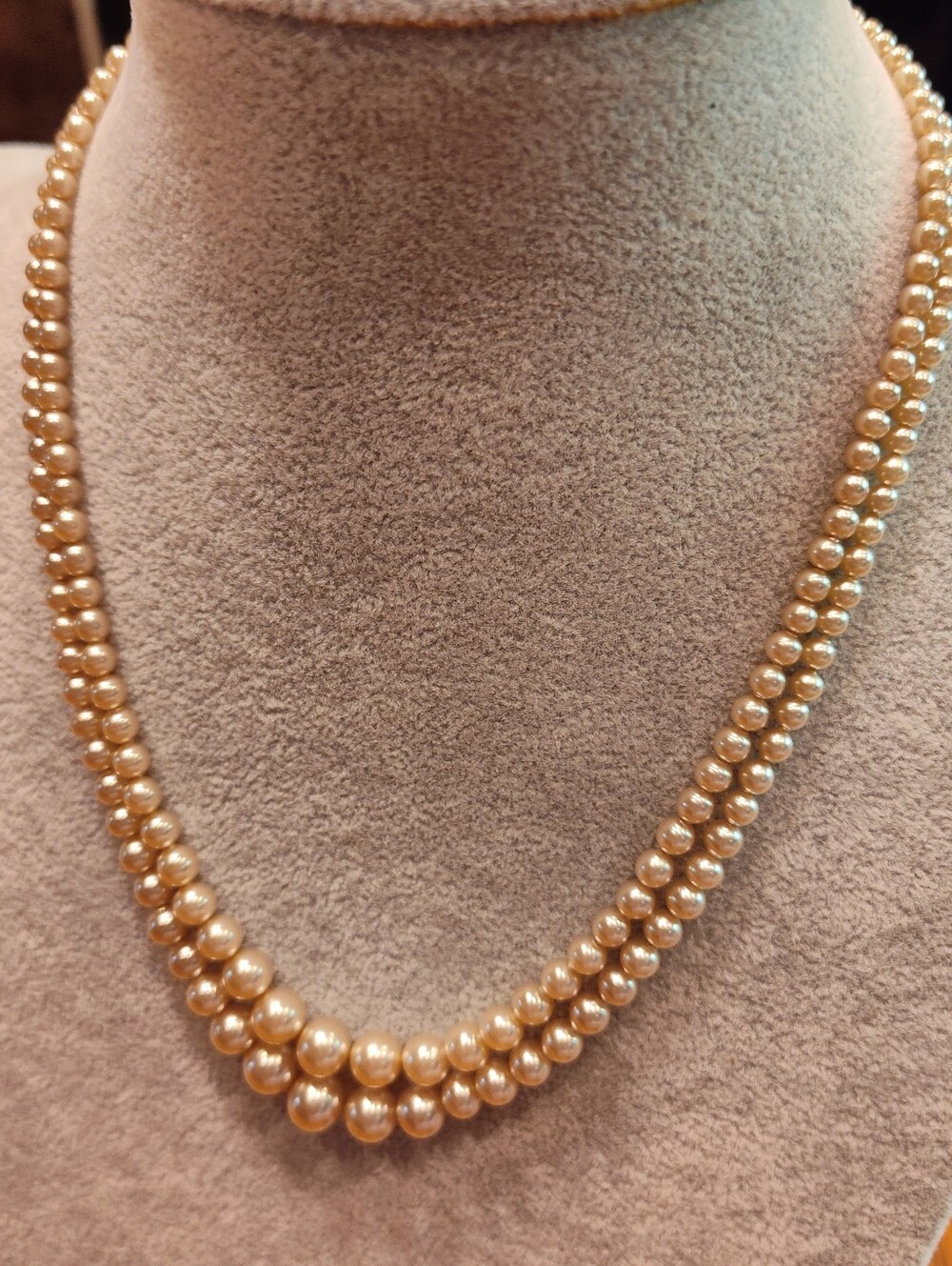 1920s Art Deco Graduated Classic Ivory Faux Pearl Double Strand Necklace 17"